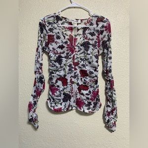 Diane Von Furstenberg rouched side and sleeve blouse top, sheer floral‎ size M